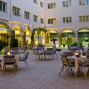 Trh Ciudad De Hotel